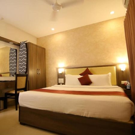 Hotel Monarch קוז'יקודה מראה חיצוני תמונה